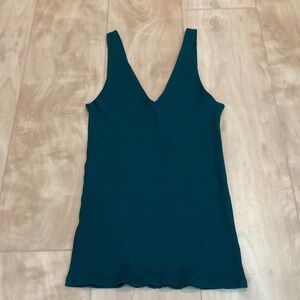Express v neck ribbed tank